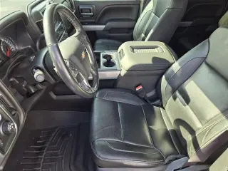 Chevrolet Silverado 2500HD 2017 4x4 LTZ 4dr Crew Cab SB