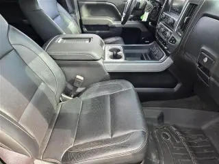 Chevrolet Silverado 2500HD 2017 4x4 LTZ 4dr Crew Cab SB