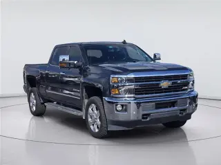Chevrolet Silverado 2500HD 2017 4x4 LTZ 4dr Crew Cab SB