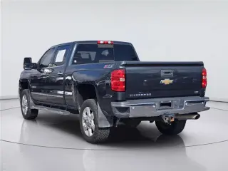 Chevrolet Silverado 2500HD 2017 4x4 LTZ 4dr Crew Cab SB