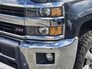 Chevrolet Silverado 2500HD 2017 4x4 LTZ 4dr Crew Cab SB