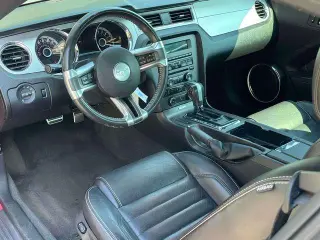 Ford Mustang 2013 V6 Premium 2d Fastback