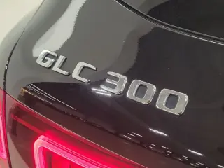 Mercedes-Benz GLC 2021 AWD GLC 300 4MATIC 4dr SUV