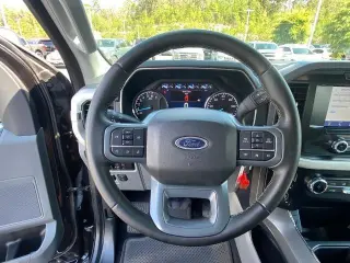 Ford F-150 2023 4x4 XLT 4p SuperCrew 5.5 ft. CB