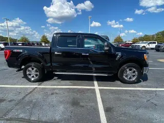 Ford F-150 2023 4x4 XLT 4p SuperCrew 5.5 ft. CB