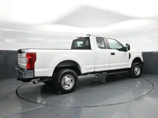 Ford F-250 Super Duty 2020 4x4 XL 4dr SuperCab 6.8 ft. SB Camioneta