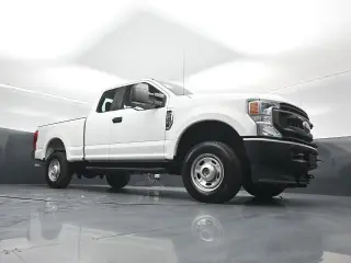 Ford F-250 Super Duty 2020 4x4 XL 4dr SuperCab 6.8 ft. SB Camioneta