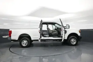 Ford F-250 Super Duty 2020 4x4 XL 4dr SuperCab 6.8 ft. SB Camioneta
