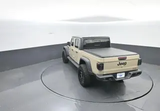 Jeep Gladiator 2020 4x4 Sport Altitude 4dr Crew Cab 5.0 ft. SB