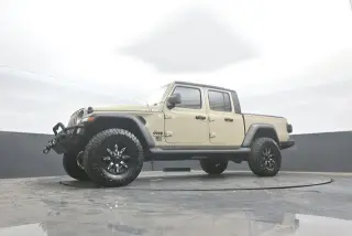 Jeep Gladiator 2020 4x4 Sport Altitude 4dr Crew Cab 5.0 ft. SB