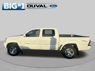 Toyota Tacoma 2011 4x2 PreRunner V6 6dr Cabina Doble 5.0 ft SB 5A