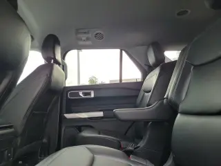 Ford Explorer 2024 AWD XLT 4dr SUV