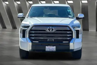 Toyota Tundra 2023 4x2 Limited HV 4dr CrewMax Cab Pickup SB