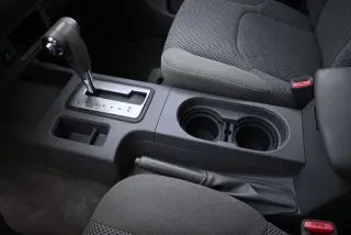 Nissan Frontier 2018 4x4 SV 4p Cab de tripulación 5 ft. SB 6M