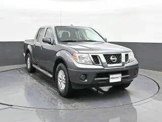 Nissan Frontier 2018 4x4 SV 4p Cab de tripulación 5 ft. SB 6M