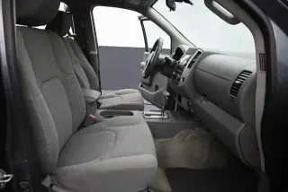Nissan Frontier 2018 4x4 SV 4p Cab de tripulación 5 ft. SB 6M