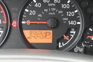 Nissan Frontier 2018 4x4 SV 4p Cab de tripulación 5 ft. SB 6M