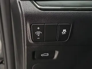 Kia K5 2025 LXS 4dr SedÃn