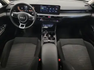Kia K5 2025 LXS 4dr SedÃn