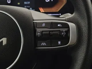 Kia K5 2025 LXS 4dr SedÃn