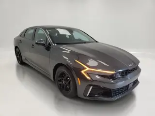 Kia K5 2025 LXS 4dr SedÃn