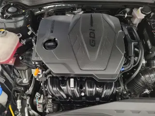Kia K5 2025 LXS 4dr SedÃn
