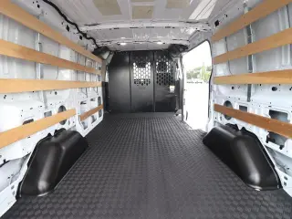 Ford Transit 2025 250 3dr SWB Low Roof Cargo Van