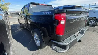 Chevrolet Silverado 1500 2021 4x4 Custom 4p Cabina Doble Estándar 5.8 pies SB