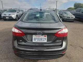 Ford Fiesta 2018 SE 4dr Sedán