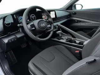 Hyundai ELANTRA Híbrido 2025 SEL Sport 4dr Sedán