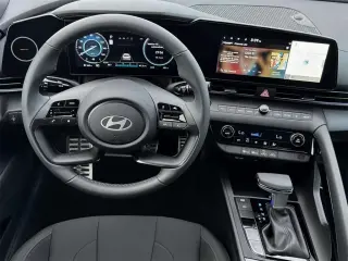 Hyundai ELANTRA Híbrido 2025 SEL Sport 4dr Sedán