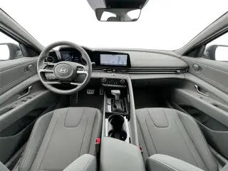 Hyundai ELANTRA Híbrido 2025 SEL Sport Sedán 4 puertas