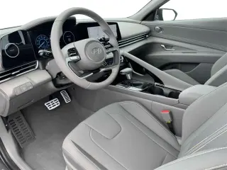 Hyundai ELANTRA Híbrido 2025 SEL Sport Sedán 4 puertas