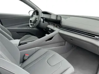 Hyundai ELANTRA Híbrido 2025 SEL Sport Sedán 4 puertas