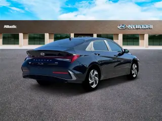 Hyundai ELANTRA Híbrido 2025 SEL Sport Sedán 4 puertas