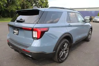 Ford Explorer 2025 AWD ST-Line 4dr SUV