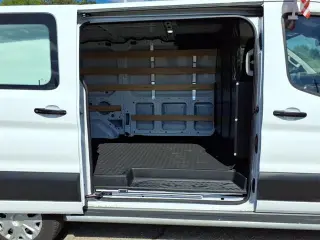 Ford Transit 2025 250 3dr SWB Low Roof Cargo Van