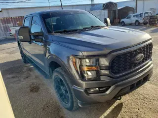 Ford F-150 2023 4x4 XL 4dr SuperCrew 5.5 ft. SB