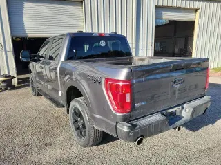 Ford F-150 2023 4x4 XL 4dr SuperCrew 5.5 ft. SB