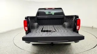 GMC Sierra 1500 2025 4x4 SLE 4p Crew Cab 5,8 ft. CB