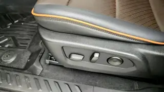 GMC Canyon 2024 4x4 AT4 4dr Crew Cab 5 ft. SB