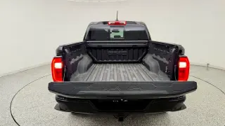 GMC Canyon 2024 4x4 AT4 4dr Crew Cab 5 ft. SB
