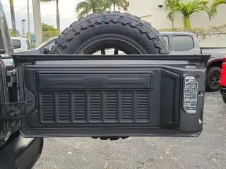 Jeep Wrangler Unlimited 2021 4x4 Rubicon 4dr SUV