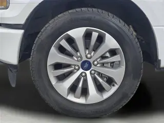 Ford F-150 2017 4x2 XL 4p SuperCrew 5.5 pies SB