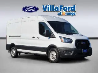 Ford Transit 2023 AWD 250 3dr SWB Techo Medio Furgón de Carga