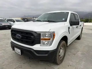Ford F-150 2022 4x4 XL 4dr SuperCrew 5.5 ft. SB