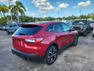 Ford Escape 2022 SE 4dr SUV