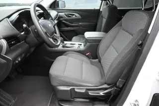 Chevrolet Traverse 2020 LS 4p SUV con 1LS