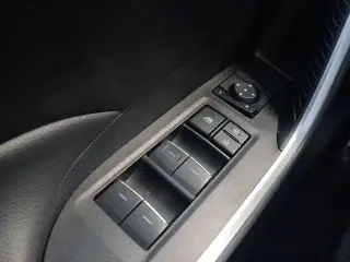 Toyota RAV4 2025 XLE 4dr SUV