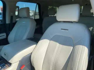 Ford Expedition 2021 4x4 Platinum 4p SUV